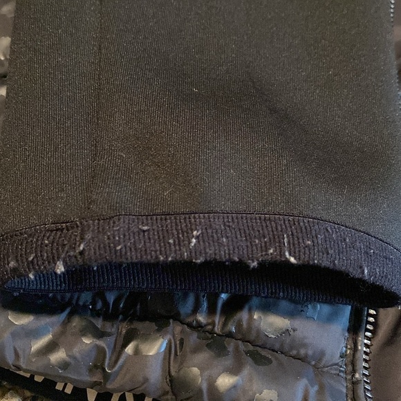 Calvin Klein Performance Black Hooded Jacket Size Large in EUC - Picture 9 of 11